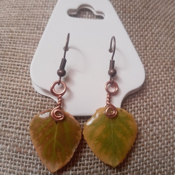 Colorado All Natural Small Aspen Leaf Copper Earrings - Picture 7 of 7